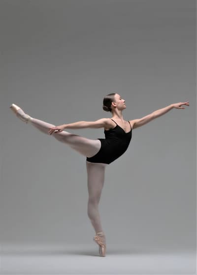 Francesca Sari — Neoclassical dancer
