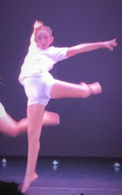Julieta Coello Arrazola — Contemporary dancer, Mexico