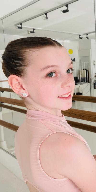 Noelia Felicia Schulz — Classical dancer