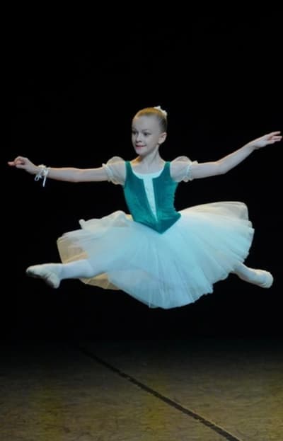 Izabele Muznikaite — Classical dancer, Lithuania