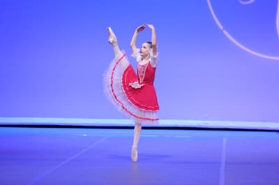 Dariia Bihus — Classical dancer, Canada