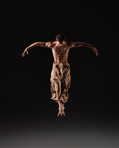 Sebastian Bondar — Classical dancer, United States
