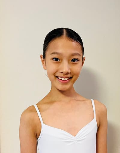 Emma Kanazono — Contemporary dancer, Japan