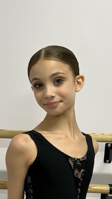Amelia Sias — Classical dancer, United States