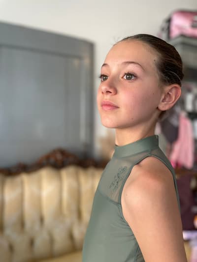 Dea Savini — Classical dancer, Italy