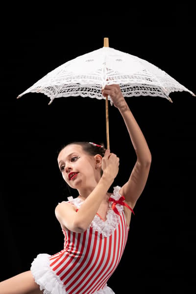 Dea Savini — Classical dancer, Italy