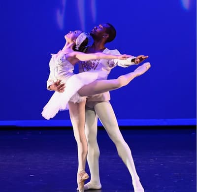 Aiva Berrigan — Classical dancer, United States