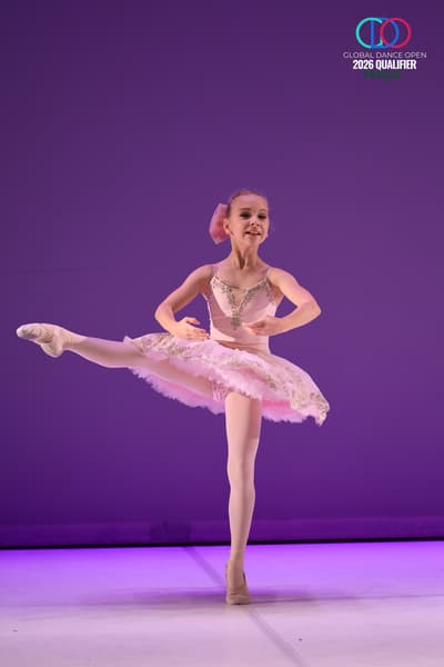 Viktoriia Hirda — Classical dancer, Бангкок, Thailand