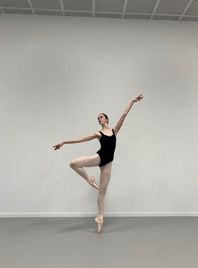 Madeline Armstrong — dancer