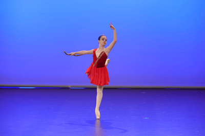Jade Loisel — Classical dancer, France