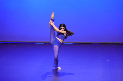 Jade Loisel — Classical dancer, France