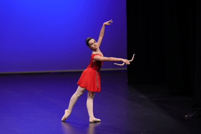 Jade Loisel — Classical dancer, France