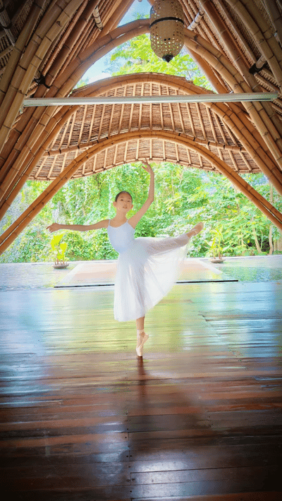 Junyi Wang — dancer, China