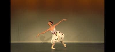 Esther Sorba canu — Classical dancer, France