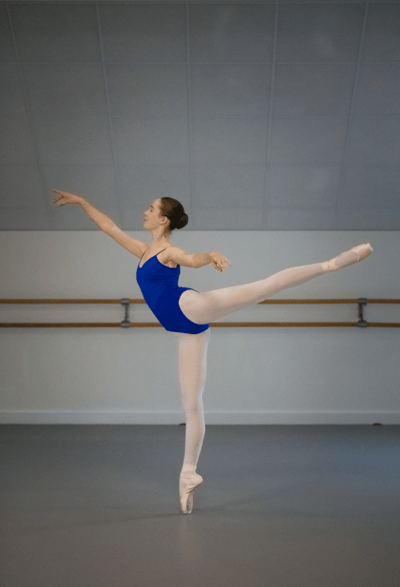 Lou Barillet — Classical dancer, France