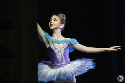 Olga Kochnova — Classical dancer, Portugal