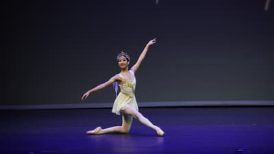 YUE HUI CHONG — Classical dancer, Malaysia
