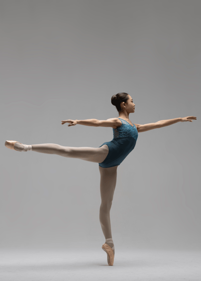 Sato Omura — Classical dancer