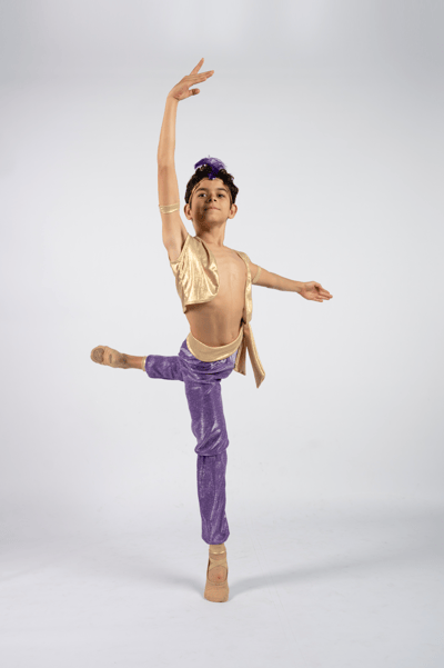 Fausto Emmanuel Mendoza Cortes — Classical dancer, Paraguay