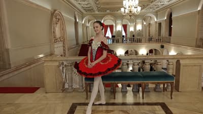Anne Marie Mitra — Classical dancer, Romania