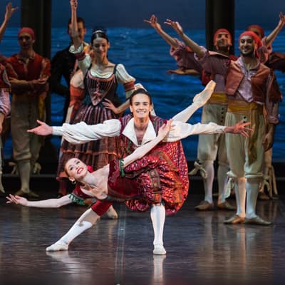 Simone Agró — Classical dancer