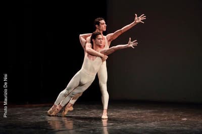 Simone Agró — Classical dancer