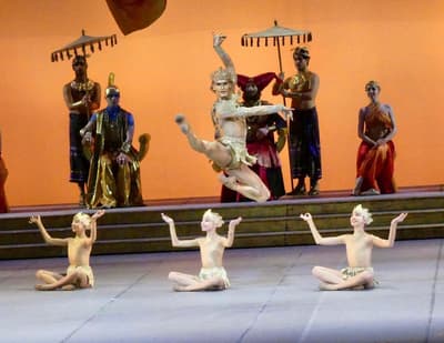 Simone Agró — Classical dancer