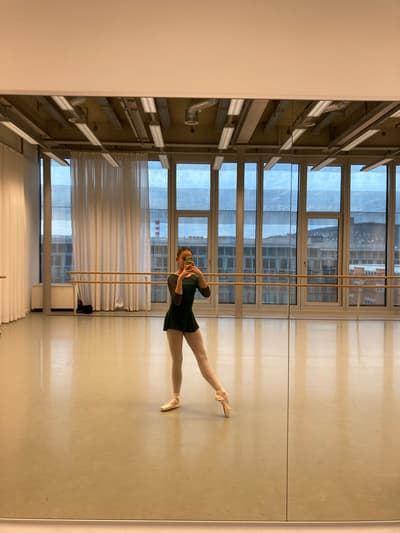 Ada Özdirek — Classical dancer, Switzerland