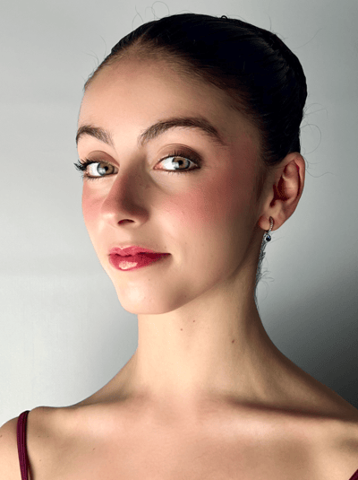 Adriana Marquiegui — dancer, Spain