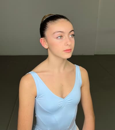 Adriana Marquiegui — dancer, Spain