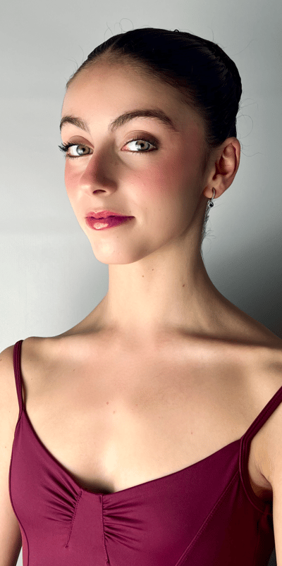 Adriana Marquiegui — dancer, Spain
