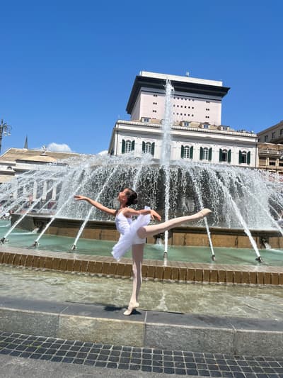 Loane Mahieu — Classical dancer, Belgium
