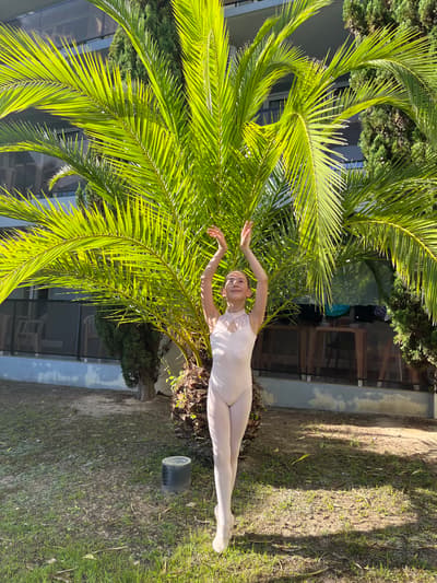 Loane Mahieu — Classical dancer, Belgium