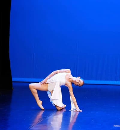 Loane Mahieu — Classical dancer, Belgium