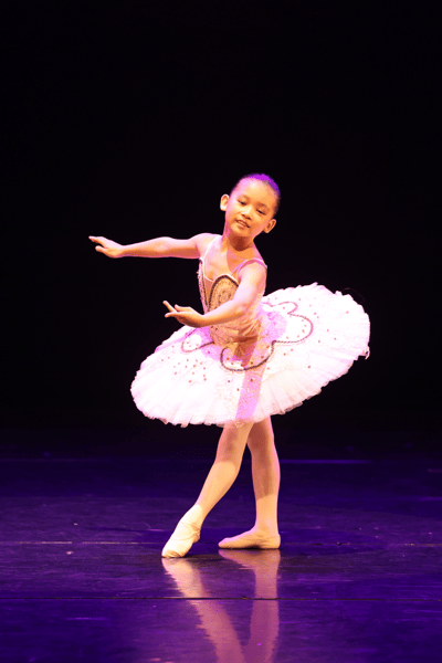 Margaux Hoang — Classical dancer, Waterloo, Belgium