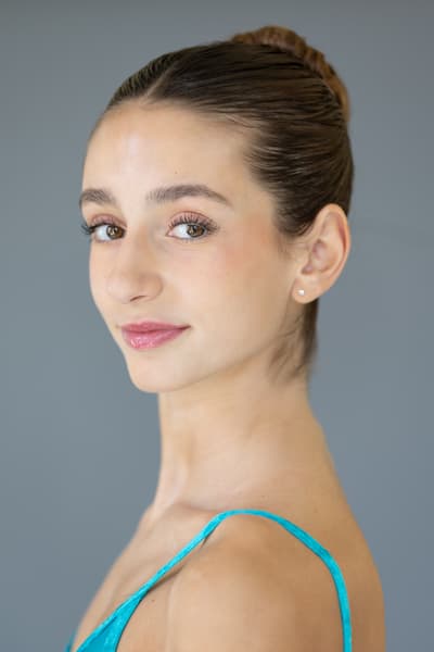 Isabella Roman — Classical dancer, United States