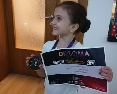 Teodora Vladichevska — Classical dancer