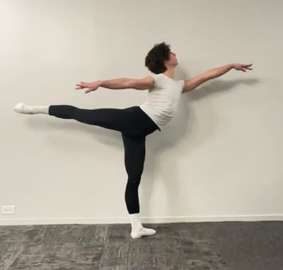 Uzay Hasanusta — Classical dancer, United States