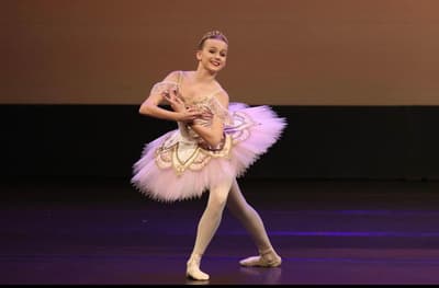 Isla Duncan — Classical dancer, Australia