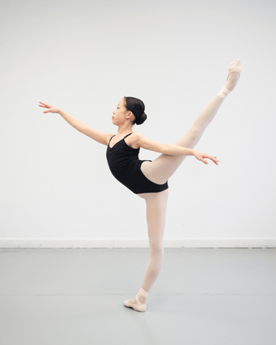 Finna Gao — Classical dancer, Canada