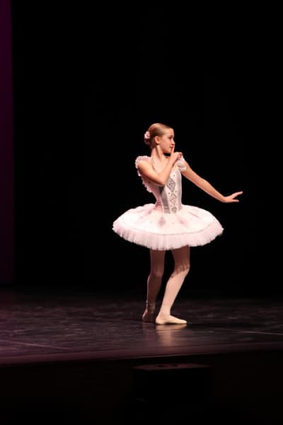 Olivia Kalinichenko Djouloukhadze — Classical dancer, Spain