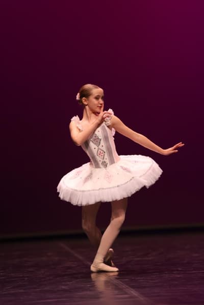 Olivia Kalinichenko Djouloukhadze — Classical dancer, Spain