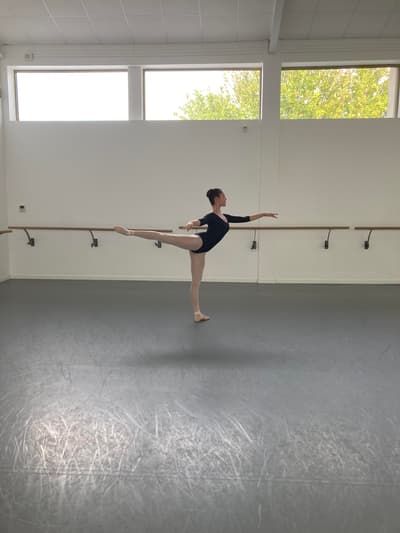 Juliette Agabriel Bernal — Classical dancer, France