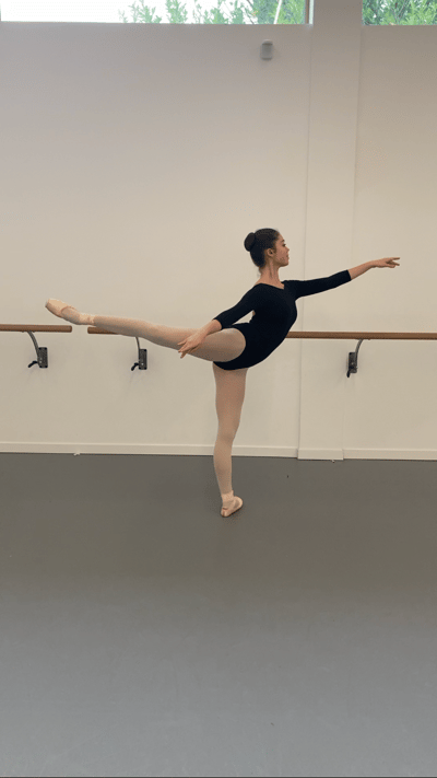 Juliette Agabriel Bernal — Classical dancer, France