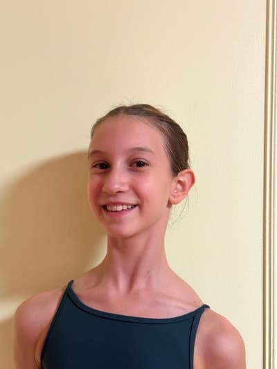 Nina Ros — Classical dancer, Switzerland