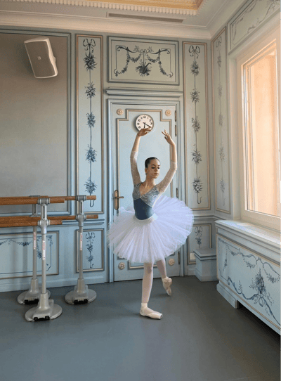 sofia bernardi — Classical dancer, Italy