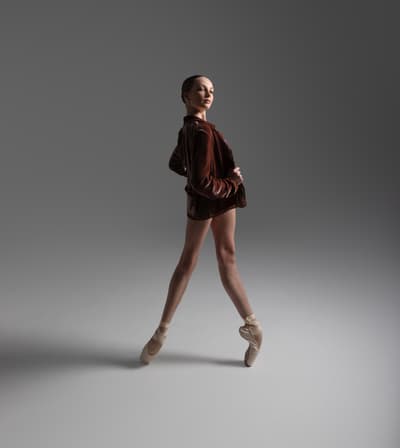 Elin Burgess — Classical dancer, Australia