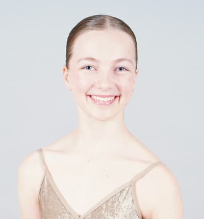 Elin Burgess — Classical dancer, Australia