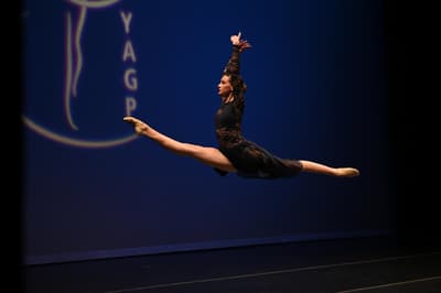 Maura McGuire — Classical dancer, United States