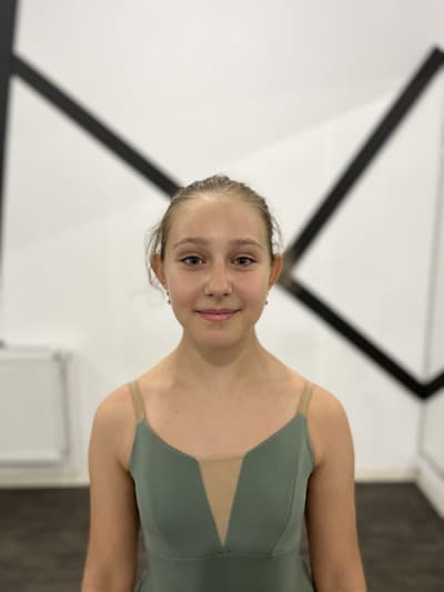 Sonia Nicoleta Spataru — Classical dancer, Romania